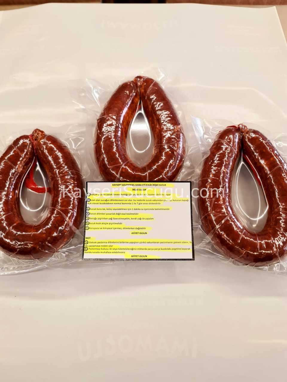 DOĞAL EVLİK SUCUK ''İRİŞKİ'' (DOĞAL FERMENTE) AZ ACILI